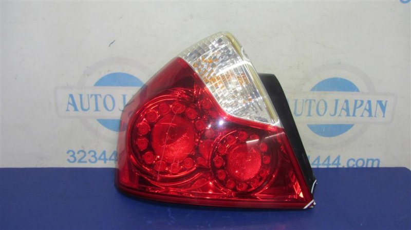 Фонарь наружный задний левый INFINITI M35/M45 04-10 26555-EH125 Б/У
