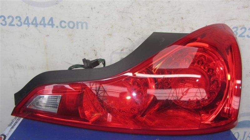 Фонарь наружный задний правый INFINITI G25/G35/G37/Q40 06-14 Купе 26550-JL40A Б/У