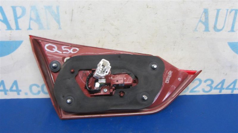 Фонарь внутренний задний правый INFINITI Q50 15-20 Фонарь внутренний задний правый INFINITI Q50 15-20