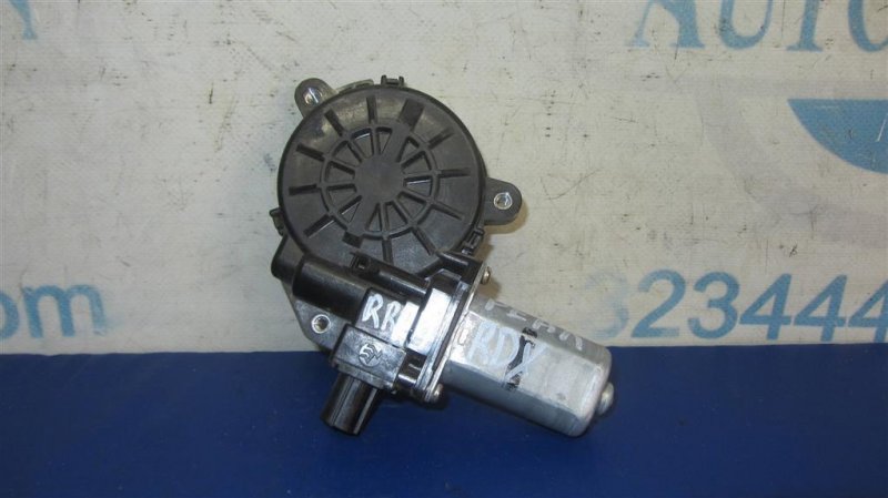 Моторчик стеклоподъемника задний правый ACURA RDX 12-19 72710-TX4-A01 Б/У