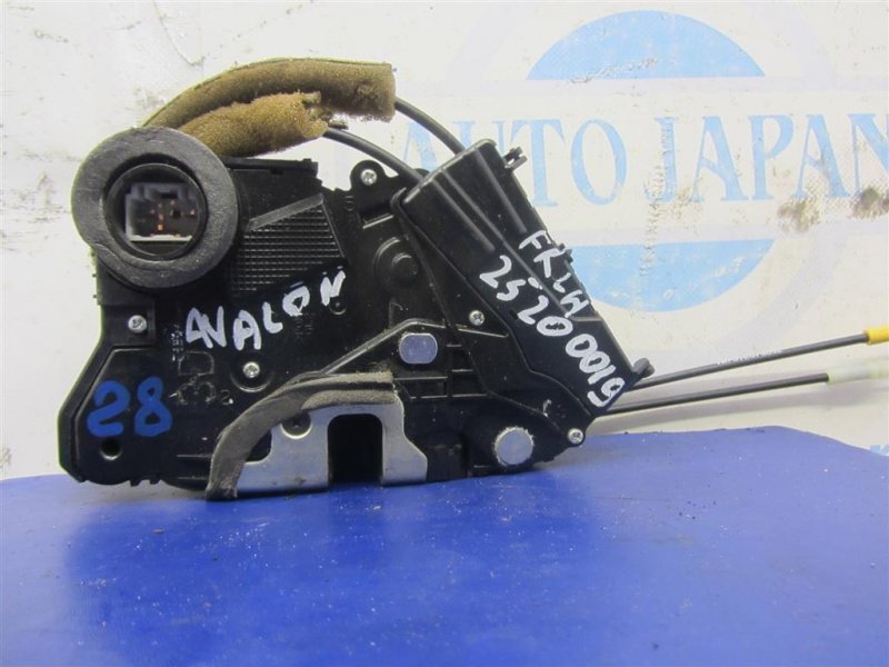 Замок двери передний левый TOYOTA AVALON 05-12 2007 GSX30 3.5 2GR-FE 69040-AC070 Б/У