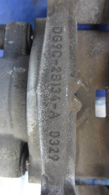 Суппорт тормозной передний левый FUSION 14- 2015 Седан 2.5