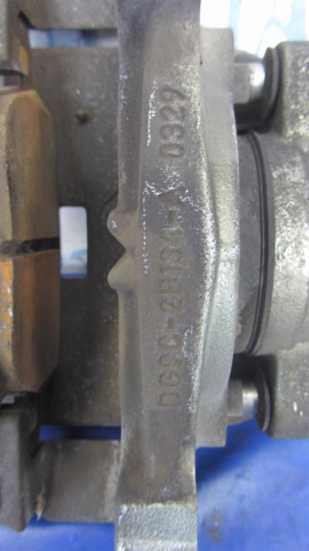 Суппорт тормозной передний правый FUSION 14- 2015 Седан 2.5