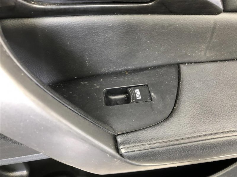 Дверь передняя правая MDX (YD2) 06-13 2008 YD2 3.7 Дверь передняя правая MDX (YD2) 06-13 2008 YD2 3.7