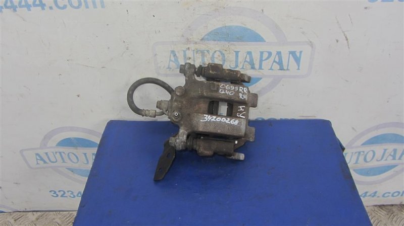 Суппорт тормозной задний правый INFINITI G25/G35/G37/Q40 06-14 2014 Седан 3.7 VQ37VHR 44001-1AA0A Б/У