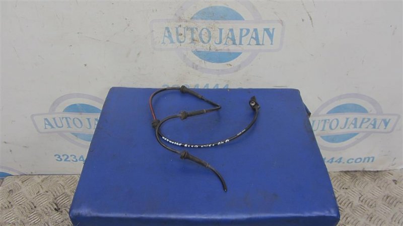 Датчик ABS передний левый INFINITI G25/G35/G37/Q40 06-14 2014 Седан 3.7 VQ37VHR 47910-1NF0B Б/У