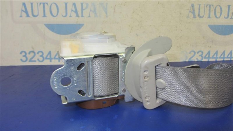 Ремень безопасности задний правый VENZA 09-16 2013 GGV10 3.5 2GR-FE