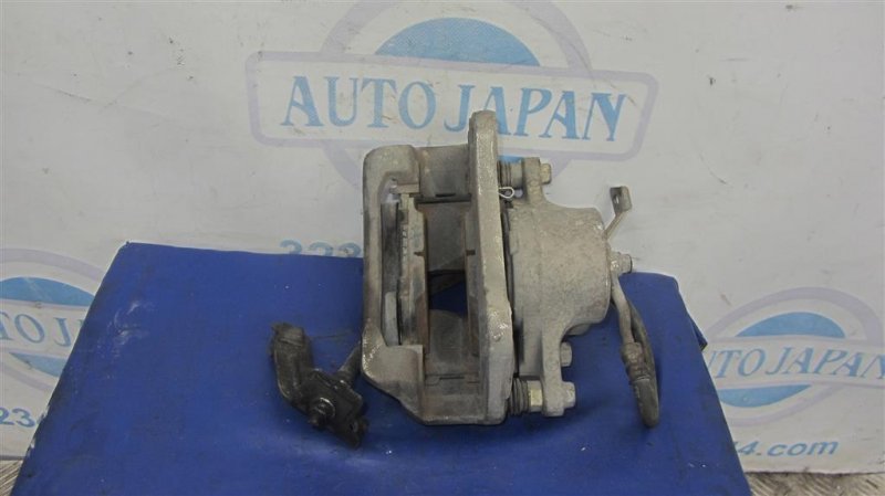 Суппорт тормозной передний левый HYUNDAI SONATA YF 10-14 Седан 2.4 Суппорт тормозной передний левый HYUNDAI SONATA YF 10-14 Седан 2.4