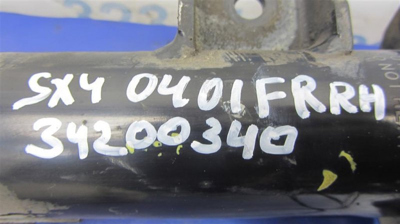 Амортизатор передний правый SX4 06-13 2008 Хетчбек 2.0 J20A
