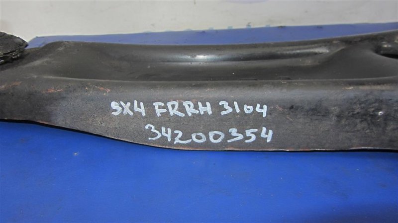 Рычаг передней подвески нижний передний правый SX4 06-13 2008 Хетчбек 2.0
