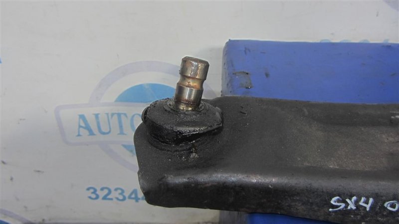 Рычаг передней подвески нижний передний правый SUZUKI SX4 06-13 Хетчбек 2.0