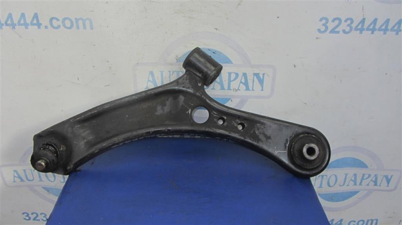 Рычаг передней подвески нижний передний левый SUZUKI SX4 06-13 2008 Хетчбек 2.0 45202-54L20 Б/У