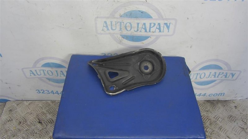 Крепление балки подвески заднее правое TOYOTA CAMRY 50 12-15 ASV50 2.5 2ARFE Крепление балки подвески заднее правое TOYOTA CAMRY 50 12-15 ASV50 2.5 2ARFE