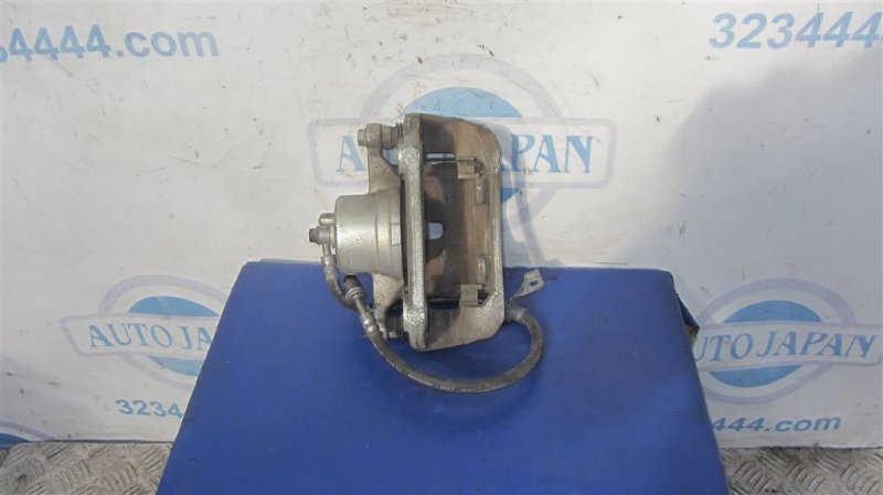 Суппорт тормозной передний левый KIA SOUL PS 13-19 PS 2.0