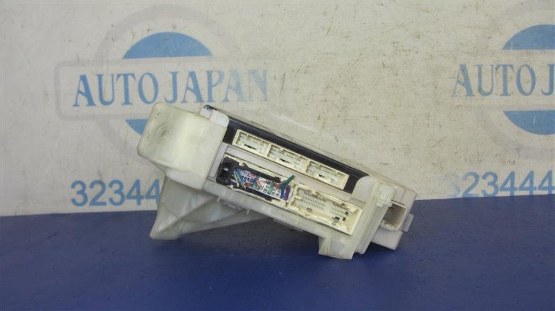 Блок комфорта SIENNA 11-16 2011 GSL30 3.5 2GR-FE Блок комфорта SIENNA 11-16 2011 GSL30 3.5 2GR-FE