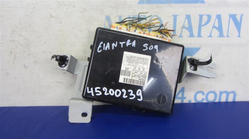 Блок комфорта HYUNDAI ELANTRA MD 10-15 2013 Седан 1.8 95400-3X830 Б/У