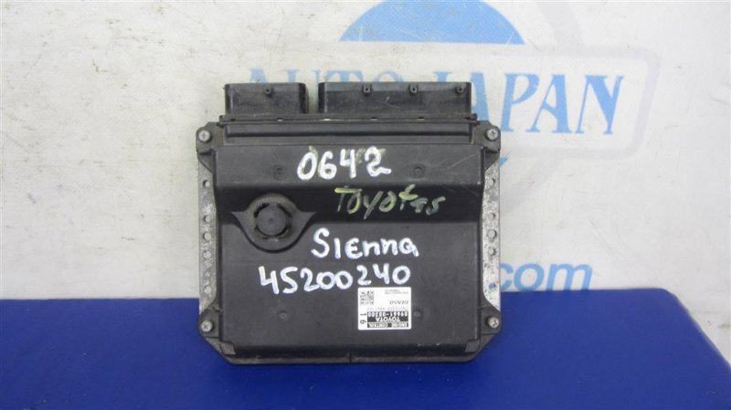 Блок управления двигателем TOYOTA SIENNA 11-16 2011 GSL30 3.5 2GR-FE 89661-08300 Б/У