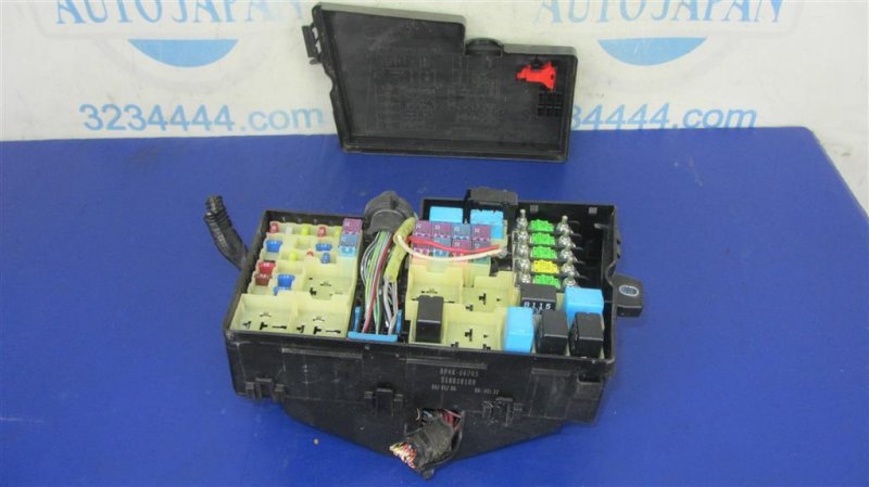 Запчасть блок предохранителей моторный отсек MAZDA CX-7 06-12 2007 Внедорожник 2.3 EG21-66-760B Б/У Блок предохранителей моторный отсек MAZDA CX-7 06-12 2007 Внедорожник 2.3 EG21-66-760B Б/У