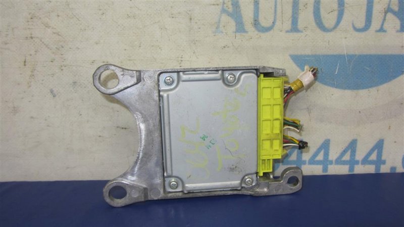 Блок управления AIRBAG SIENNA 11-16 2011 GSL30 3.5 2GR-FE Блок управления AIRBAG SIENNA 11-16 2011 GSL30 3.5 2GR-FE