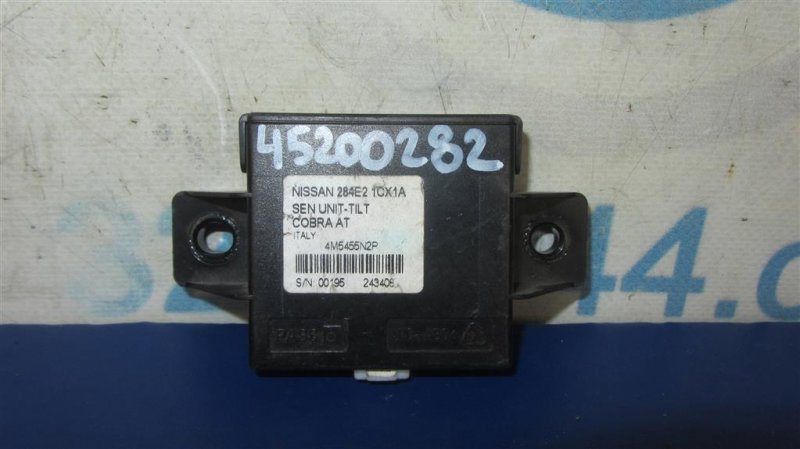 Блок управления корректора фар INFINITI FX/QX70 S51 08-17 284E2-1CX1A Б/У