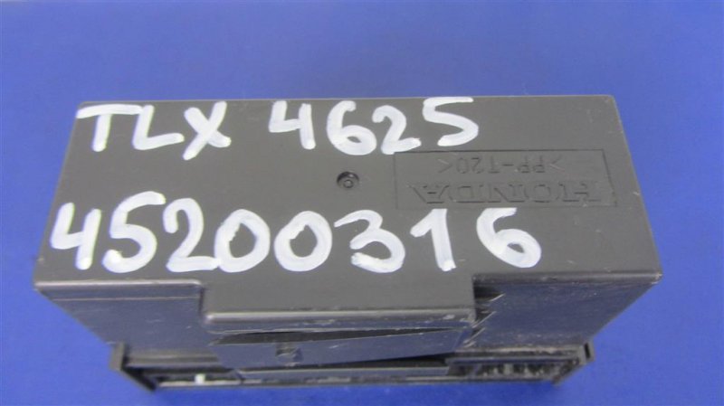 Блок электронный TLX 14-17 2016 Седан 3.5