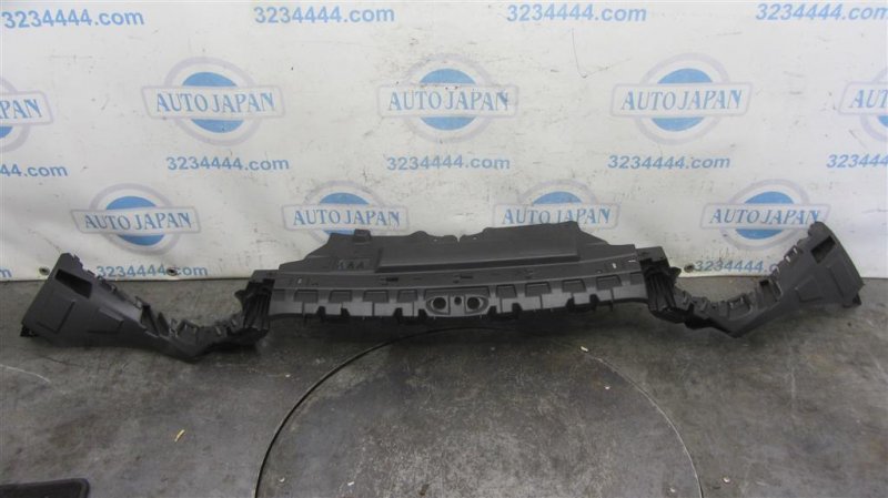Запчасть панель передняя FORD FOCUS 10-18 ED8B-17E778-AAB новая Панель передняя FORD FOCUS 10-18 ED8B-17E778-AAB новая