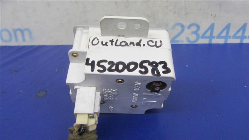 Часы OUTLANDER 03-07 2003 Внедорожник 2.4