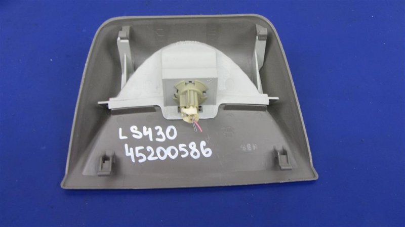 Стоп-сигнал LEXUS LS430 00-06