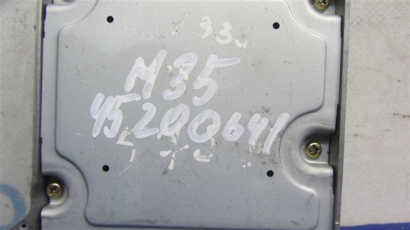 Блок управления AIRBAG M35/M45 04-10