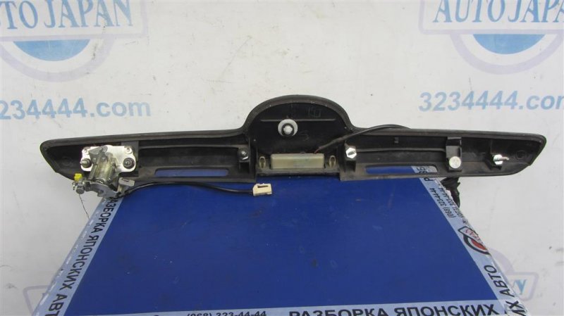 Панель подсветки номера TOYOTA CAMRY 40 06-11