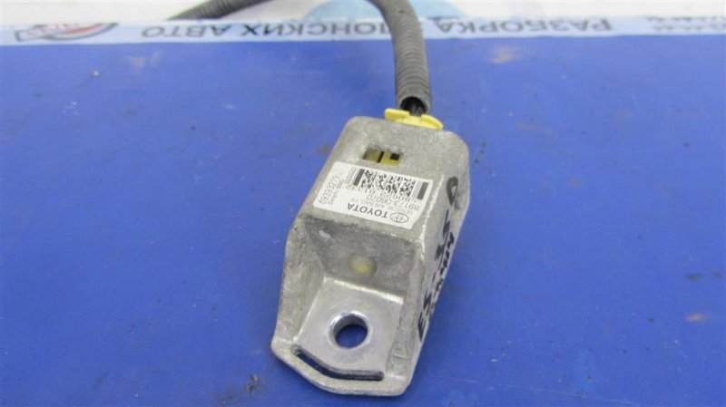 Датчик удара LEXUS ES350 06-12 89173-06070 Б/У