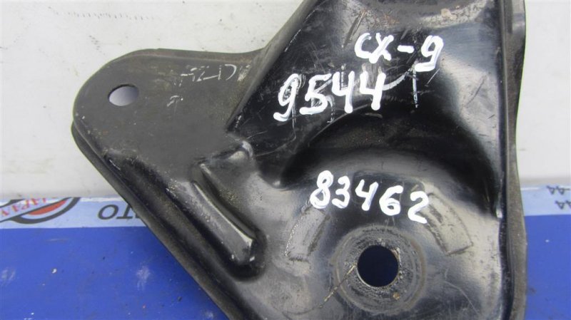 Крепление балки подвески CX-9 06-16 Крепление балки подвески CX-9 06-16