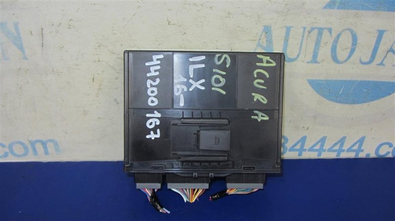 Блок управления центральным замком ILX 16-19 2017 Седан 2.4