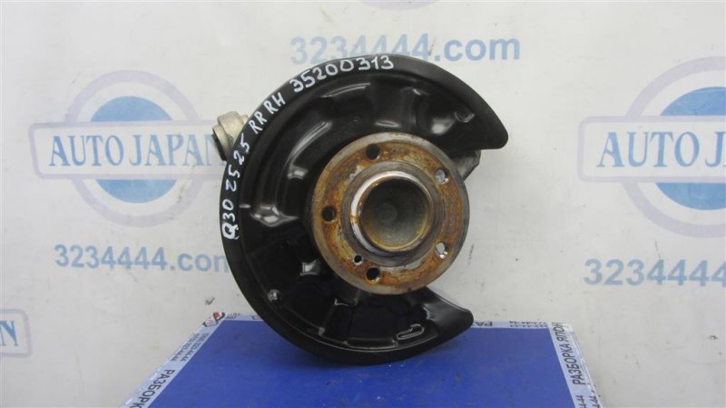 Цапфа задняя правая QX30 16-20 2016 Внедорожник 2.0 20PET