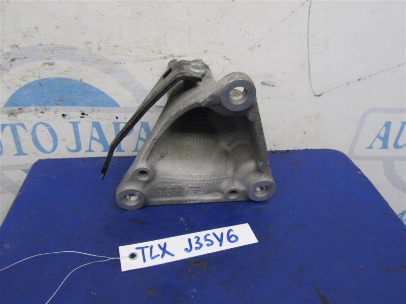 Кронштейн двигателя передний TLX 14-17 2016 Седан 3.5