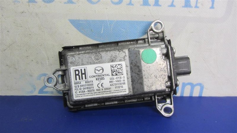 Запчасть датчик слепых зон задний правый MAZDA 6 GH 07-12 2012 Седан 2.5 GS3L-67-Y3XE Б/У Датчик слепых зон задний правый MAZDA 6 GH 07-12 2012 Седан 2.5 GS3L-67-Y3XE Б/У