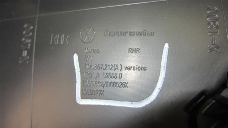 Карта двери задняя правая VOLKSWAGEN JETTA USA 10-17