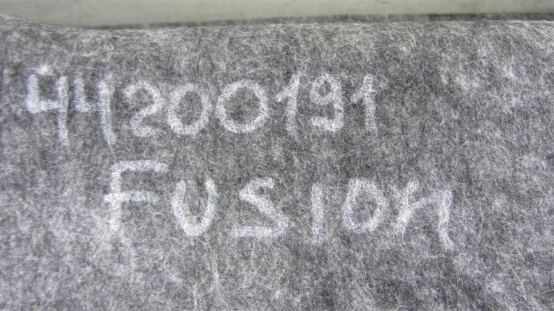 Обшивка крышки багажника FUSION 14-