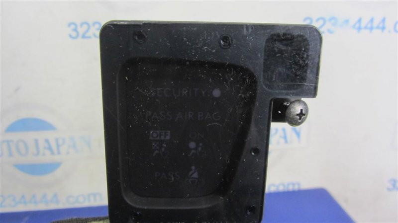 Монитор правый TRIBECA B10 07-13 2007 Внедорожник 3.6