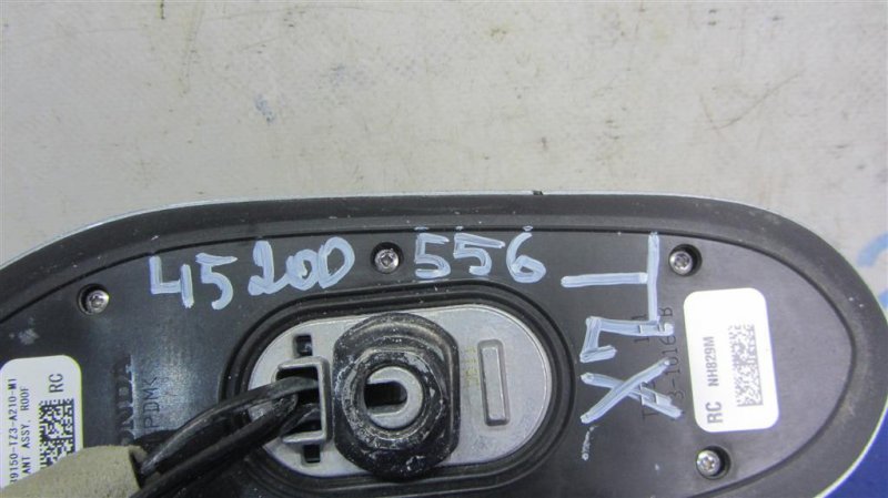 Антенна TLX 14-17 2015 Седан 2.4