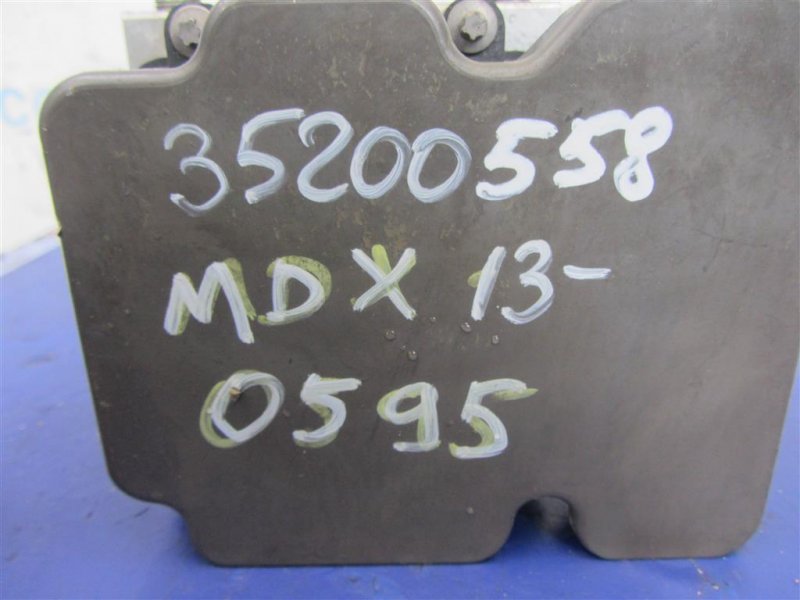 Блок ABS MDX (YD3) 13-21 2014 Внедорожник 3.5 Блок ABS MDX (YD3) 13-21 2014 Внедорожник 3.5