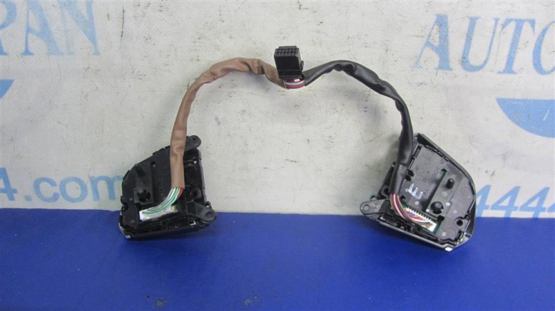 Кнопки на руль CAMRY 70 17-