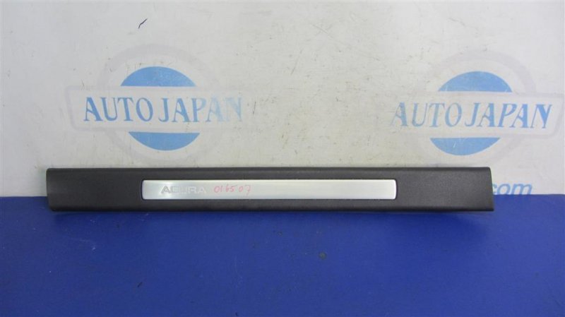 Накладка порога внутрення передняя правая ACURA TLX 14-17 2015 Седан 2.4 84201-TZ3-A00ZA Б/У