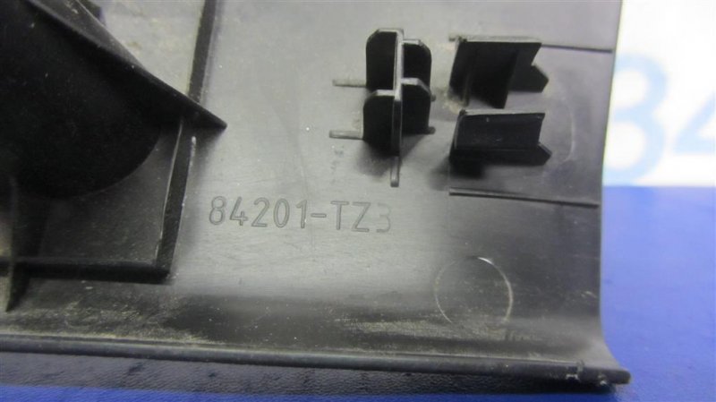 Накладка порога внутрення передняя правая TLX 14-17 2015 Седан 2.4