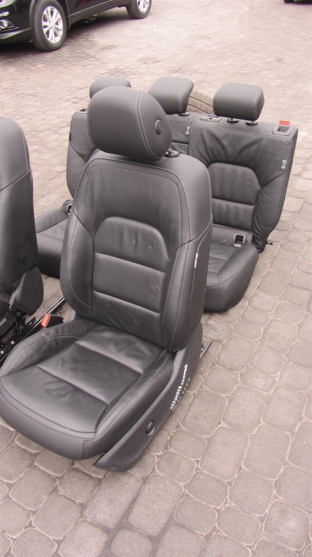 Сиденья комплект INFINITI QX30 16-20 Внедорожник 2.0 20PET