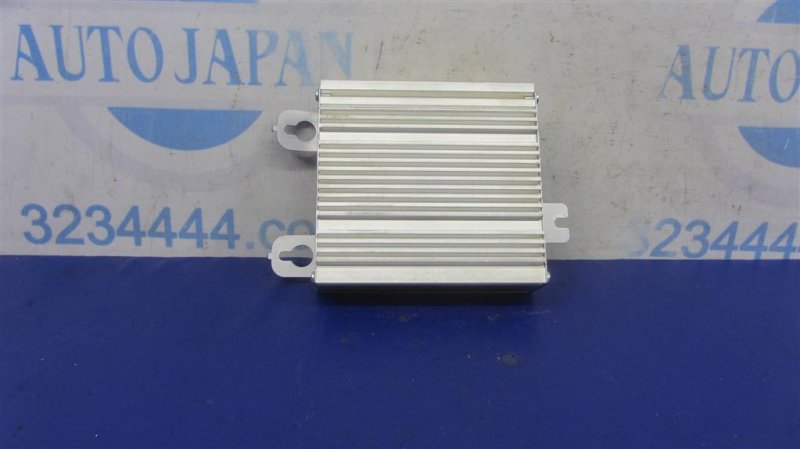 Запчасть усилитель звука ACURA MDX (YD2) 06-13 2007 YD2 3.7 39186-STX-A12 Б/У Усилитель звука ACURA MDX (YD2) 06-13 2007 YD2 3.7 39186-STX-A12 Б/У