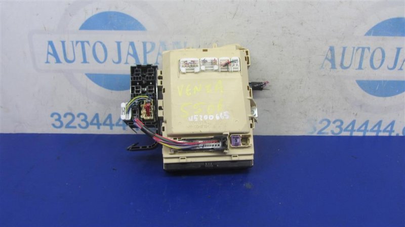 Блок предохранителей салон VENZA 09-16 2009 AGV10 2.7 1ARFE