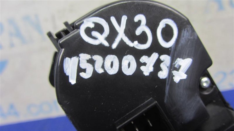 Блок управления печкой QX30 16-20 2016 Внедорожник 2.0 20PET