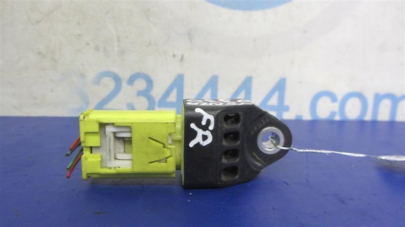 Датчик удара TOYOTA VENZA 09-16 89831-0R010 Б/У