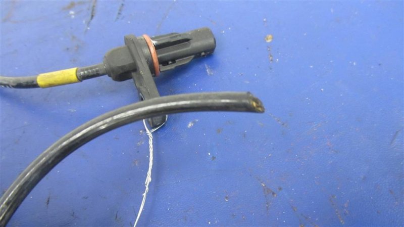 Датчик ABS задний правый HYUNDAI SONATA YF 10-14 Седан 2.4 Датчик ABS задний правый HYUNDAI SONATA YF 10-14 Седан 2.4